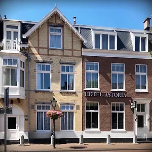 Hotel Astoria, L'Aia